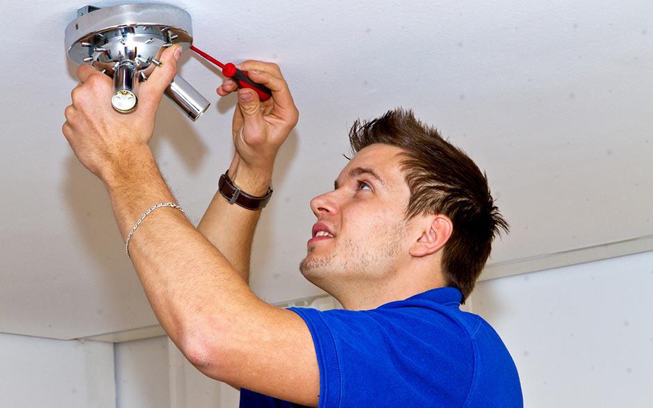 travail électricien Goussainville